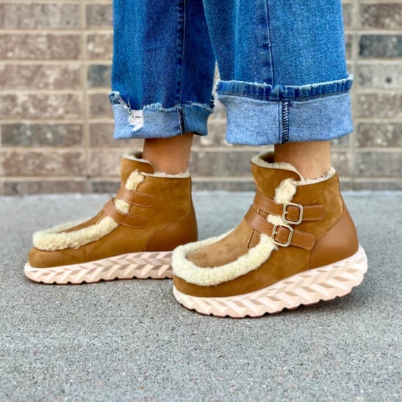 4CCCCEES Jabara Monti Shearling Bootie in Camel - Picture 2 of 6